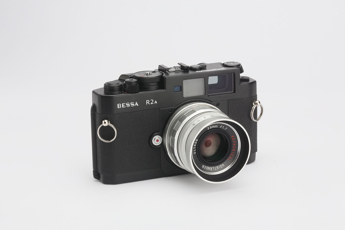 赤城耕一：第16回 “ライカ” を目指さなかったレンジファインダーカメラ