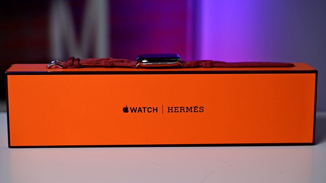 luxe Hermes Apple Watch Series 10 hands on