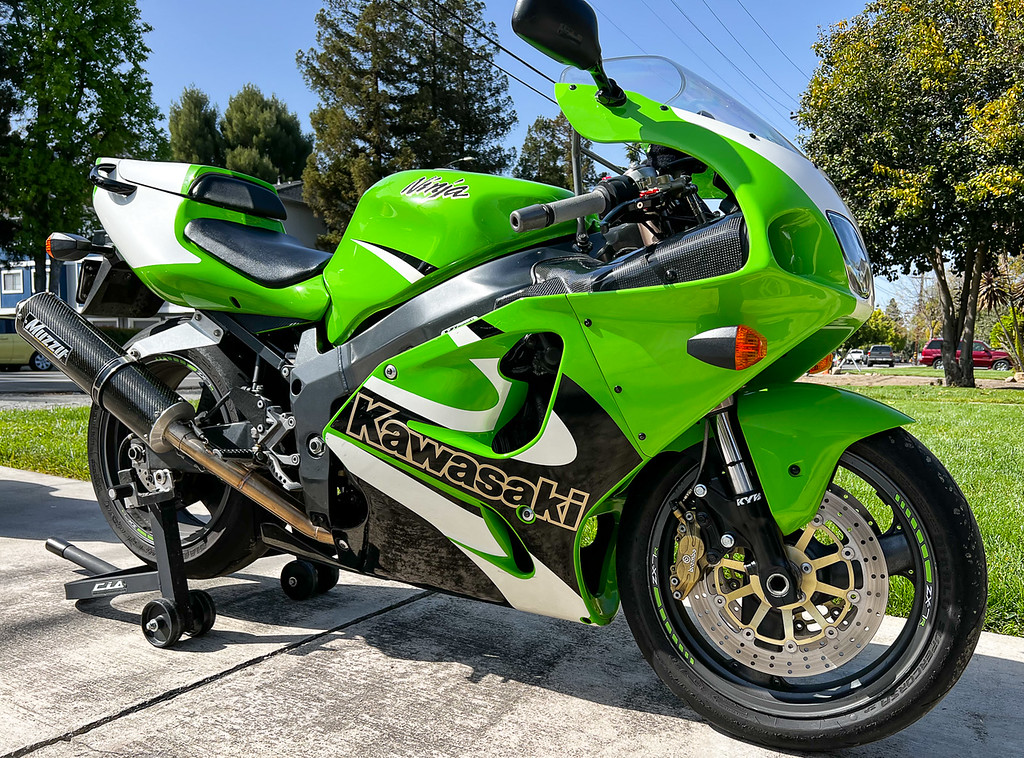 2001 Kawasaki ZX-7R – Iconic Motorbike Auctions
