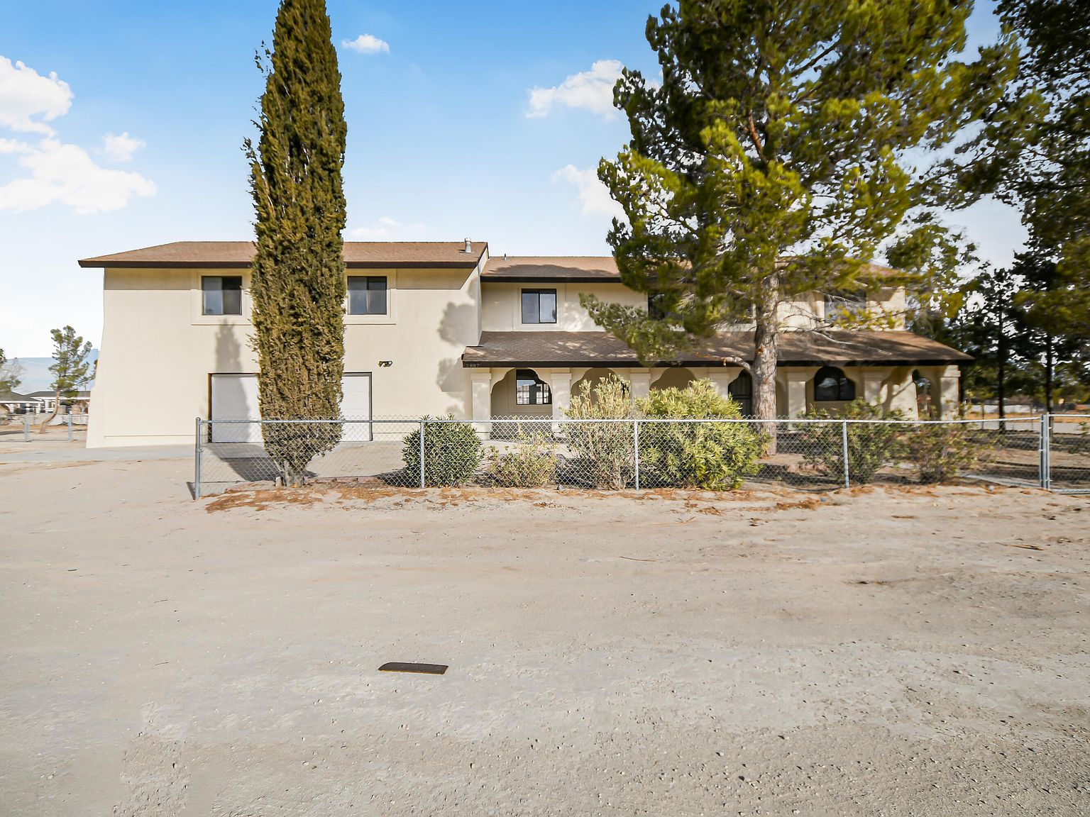 2887 Orange St, Rosamond, CA 93560 | Zillow