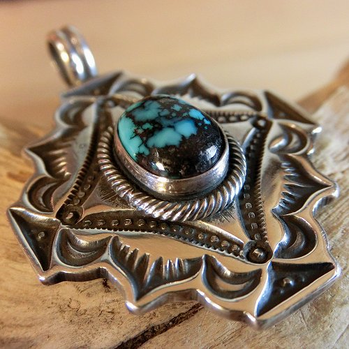 ナバホ族：Gary Reeves ターコイズ ペンダント トップ - PINE☆FIELD