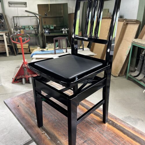 中古販売用トムソン椅子/ブラック - ピアノクリニック浜松