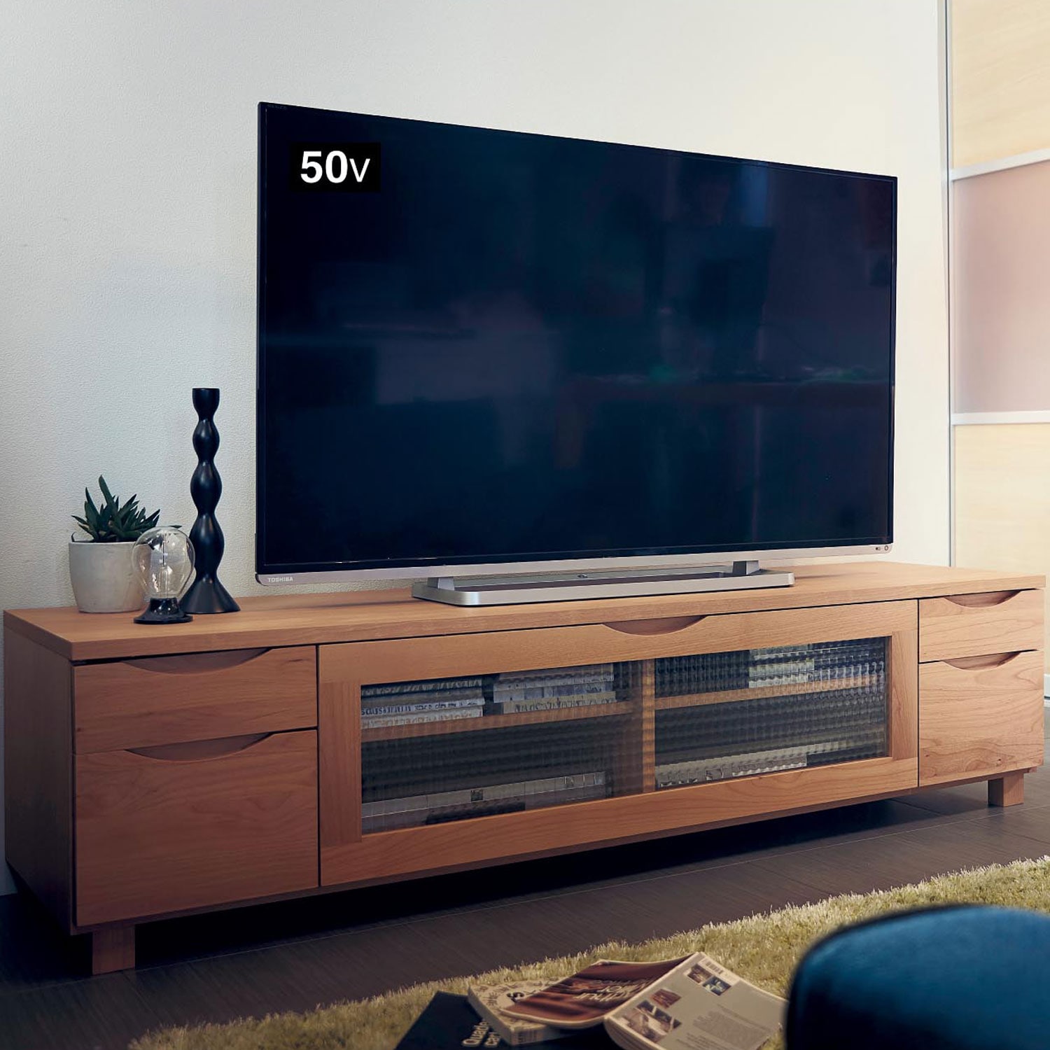 あたたかみのあるアルダー材のテレビ台（テレビ台/テレビボード