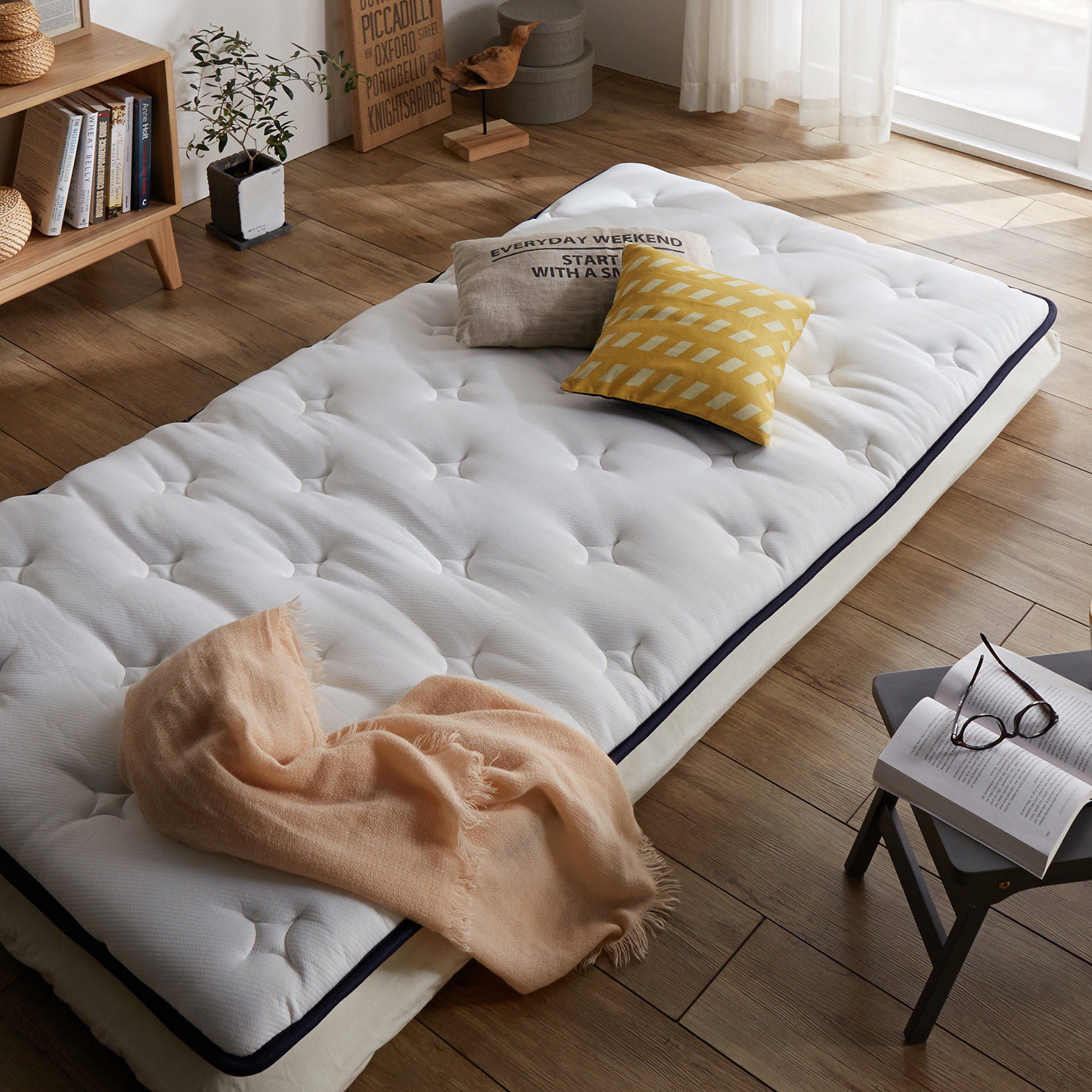 布団のように畳めるミニポケットコイルマットレス ＜セミシングル