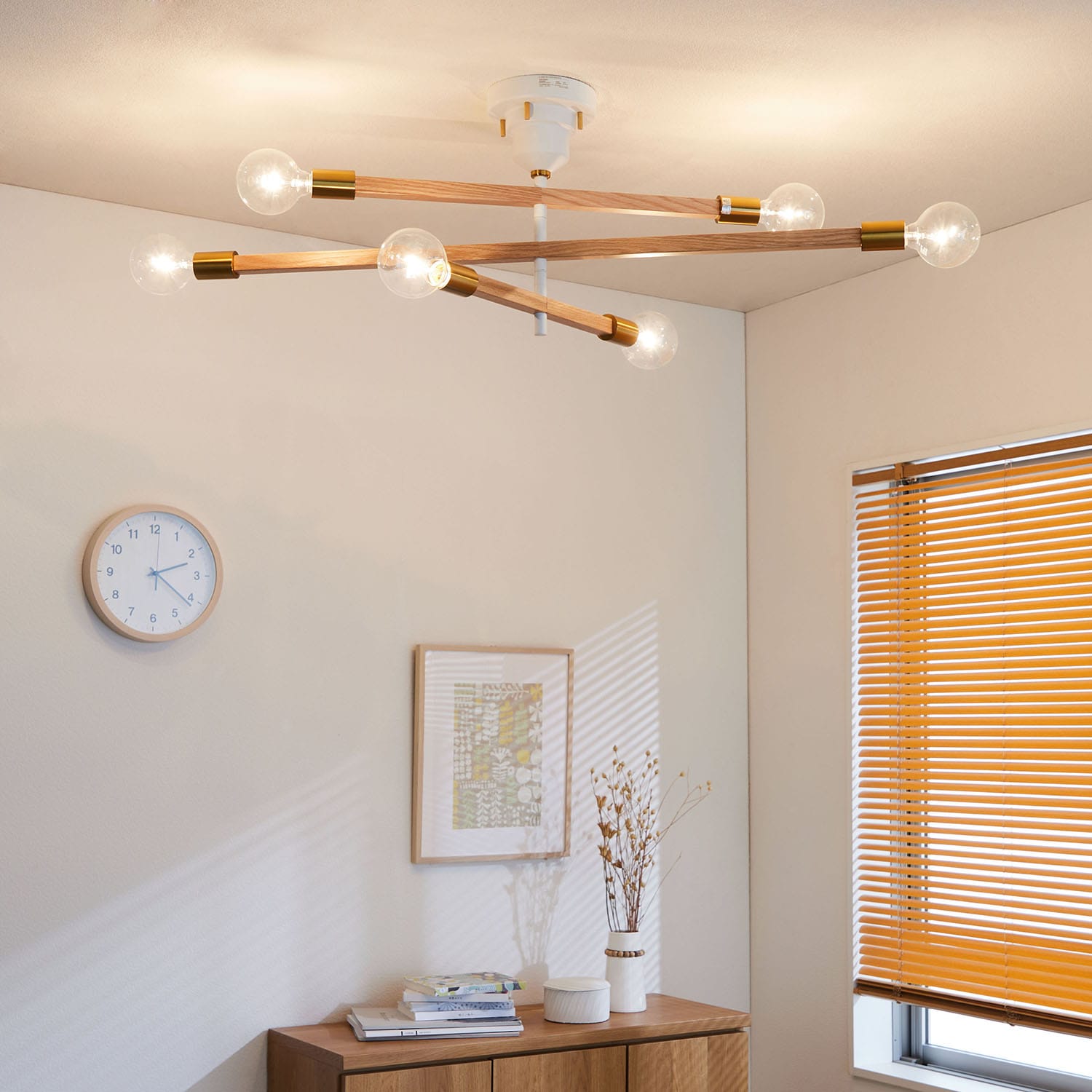 北欧調＆ナチュラルなシーリングライト「アストロバウム/Astrobaum