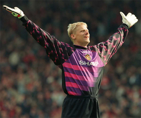 コリンシアン ピーター・シュマイケル フィギュア ＜ OKAフットボール