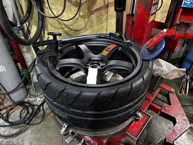 滋賀オートライフハノ GR86(ZN8)にテイン「フレックスZ」と