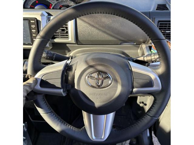 あと付け純正ステアリングリモコン】トヨタ ピクシスメガ 電装品