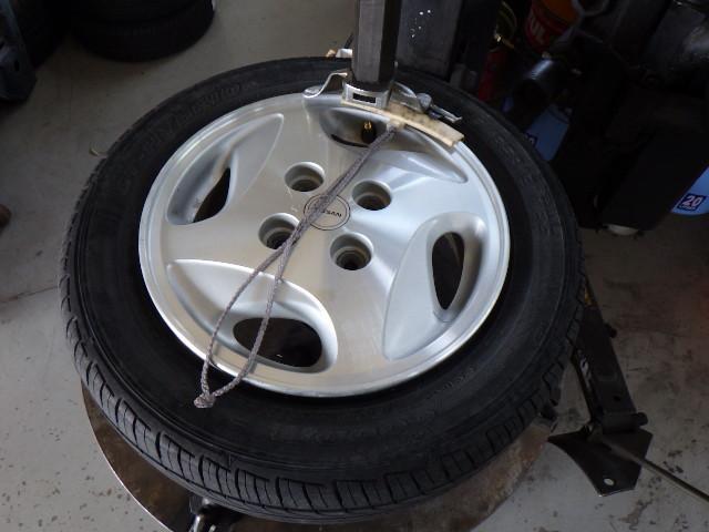 日産 U71V クリッパーバン 持ち込み 13インチ タイヤ交換 香川県