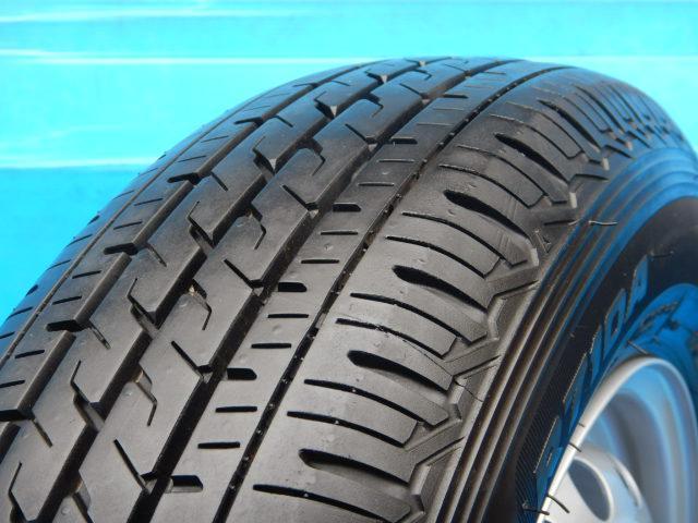 ダイハツ純正スチールホイール 12インチ 軽自動車バン用LTタイヤ