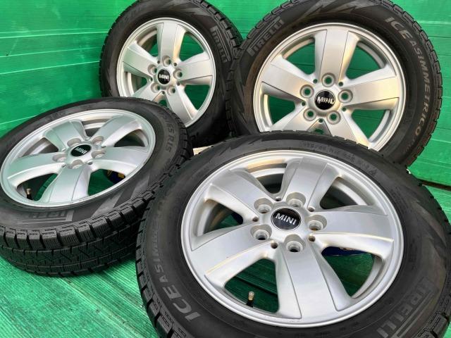 MINI パーツ情報 ミニ純正15インチスタッドレスセット入庫です