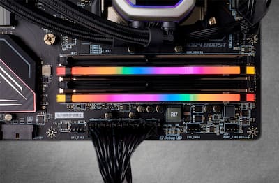 CORSAIR VENGEANCE RGB PRO 32GB (2x16GB) DDR4 3600MHz C18 UDIMM