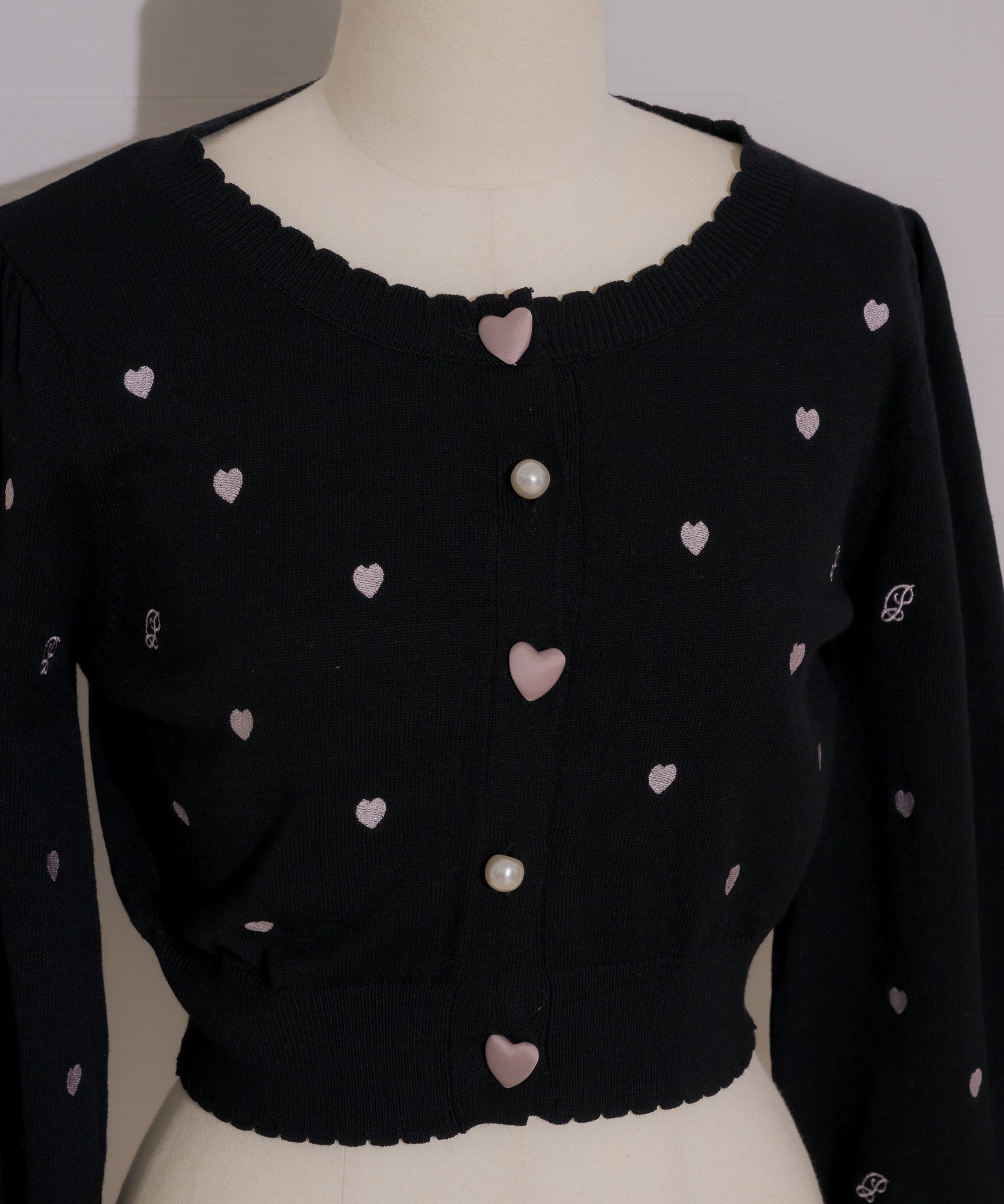 バイカラーハート刺繍カーディガン – pium