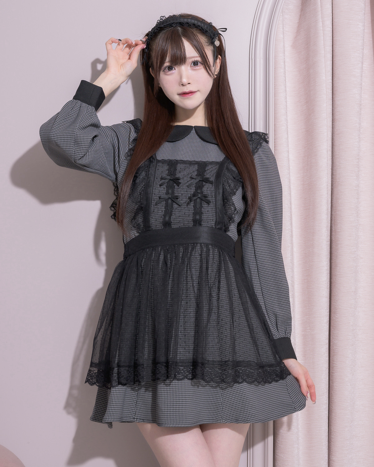 チュールエプロン付き丸襟ワンピース – pium