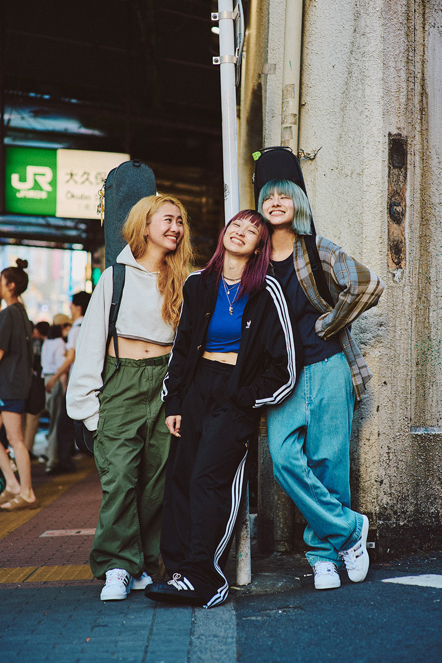 adidas Originals〉とミュージシャンの肖像。／Chilli Beans. | POPEYE