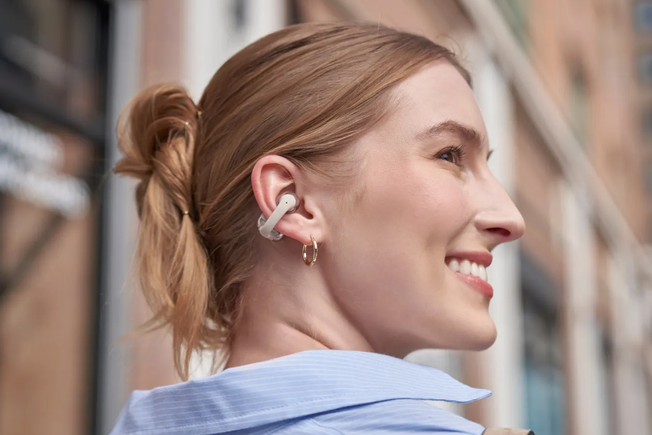 Shokz' new OpenDots One headphones don't care what ear you clip