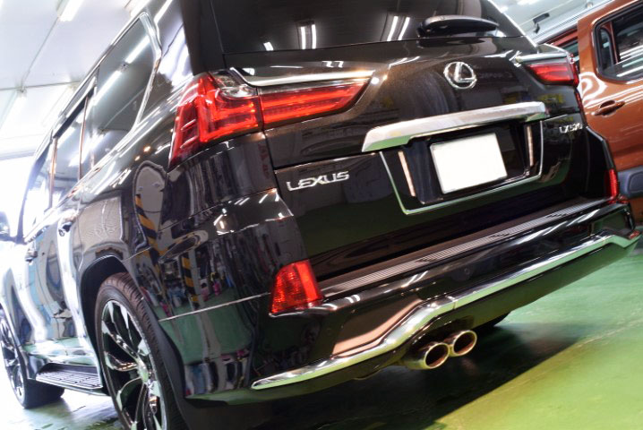 レクサス・LX570（スターライトブラックガラスフレーク）札幌市東区