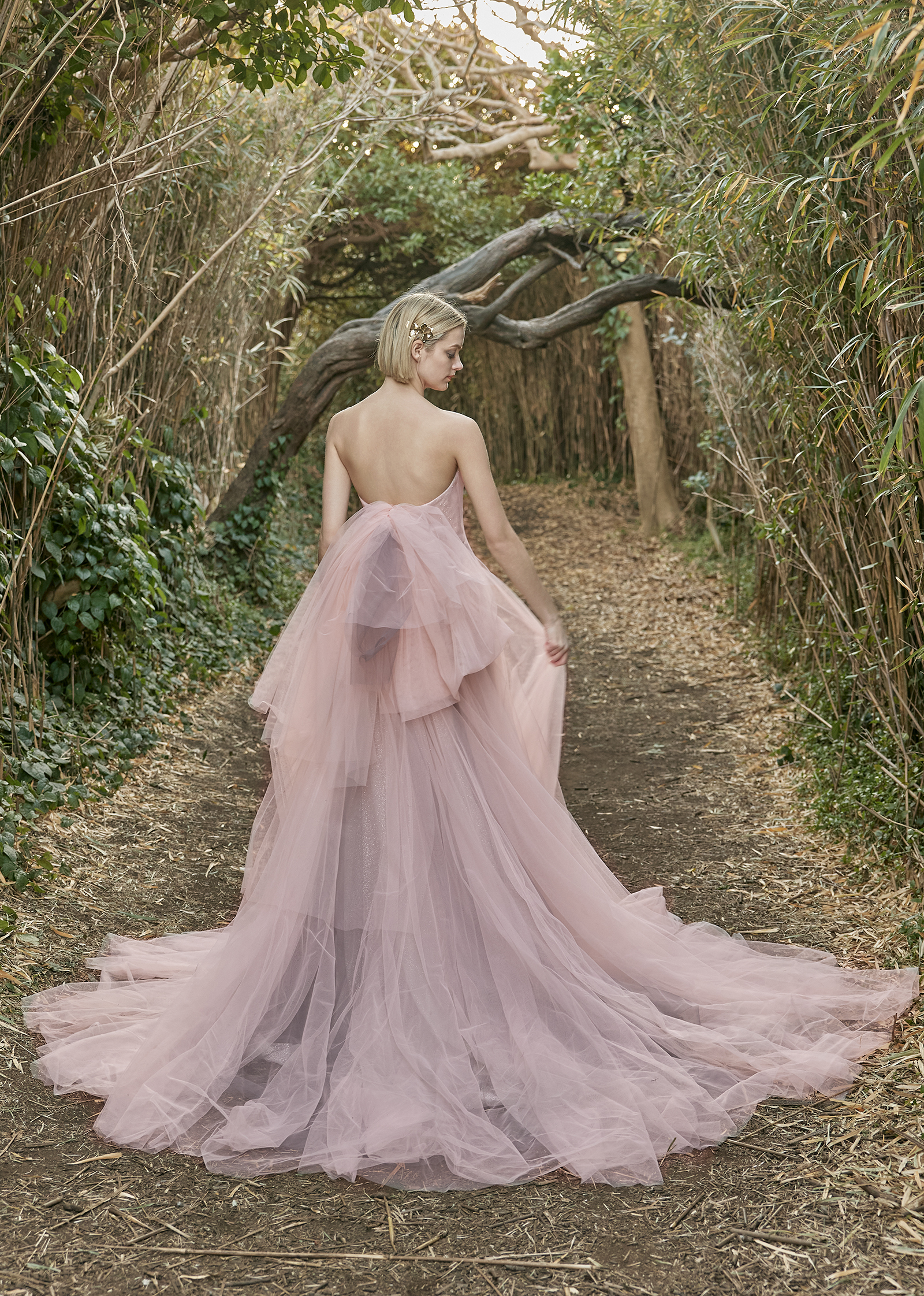 カラードレス 11572 | 神戸、大阪のウエディングドレス・衣装なら