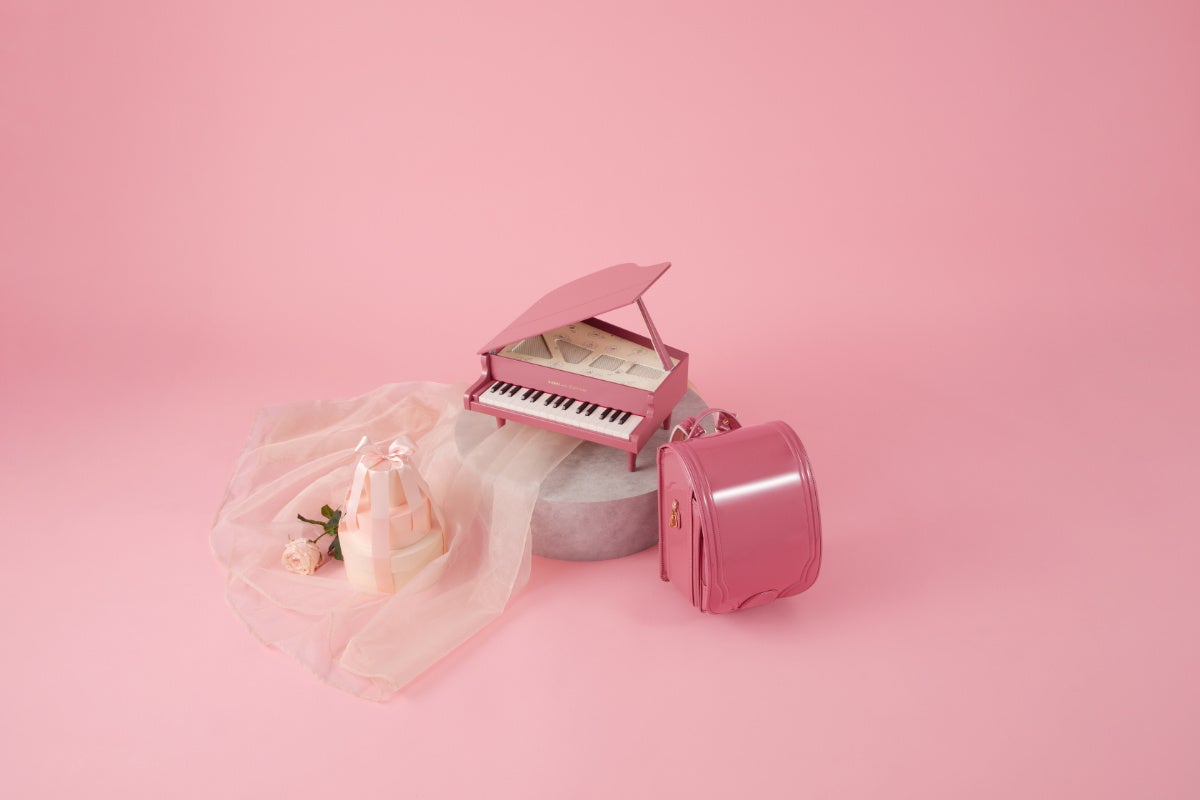 土屋鞄が展開する、もうひとつのランドセルブランド「grirose