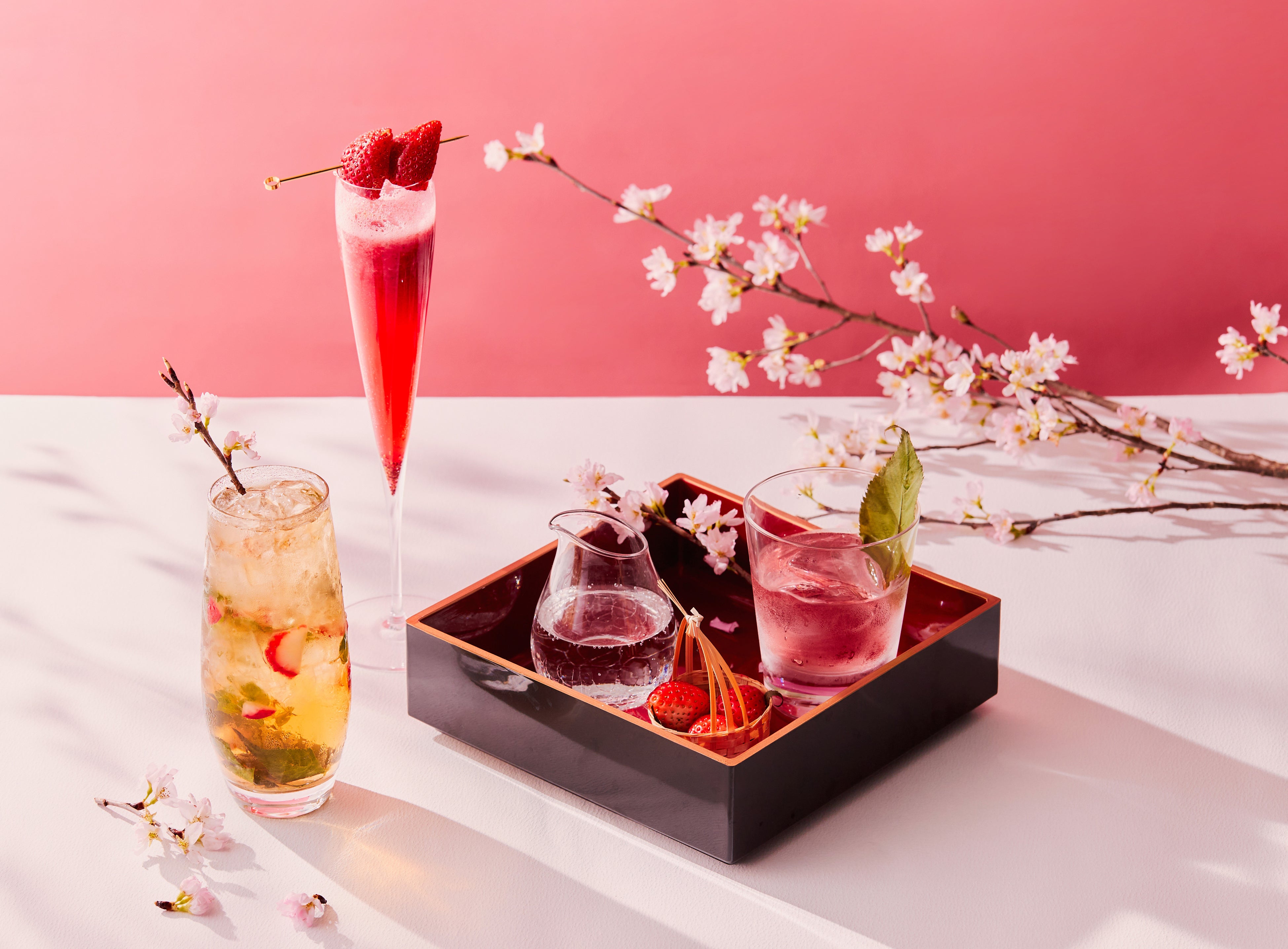桜餅や春爛漫をイメージした春限定のカクテル3種 | 京阪ホテルズ