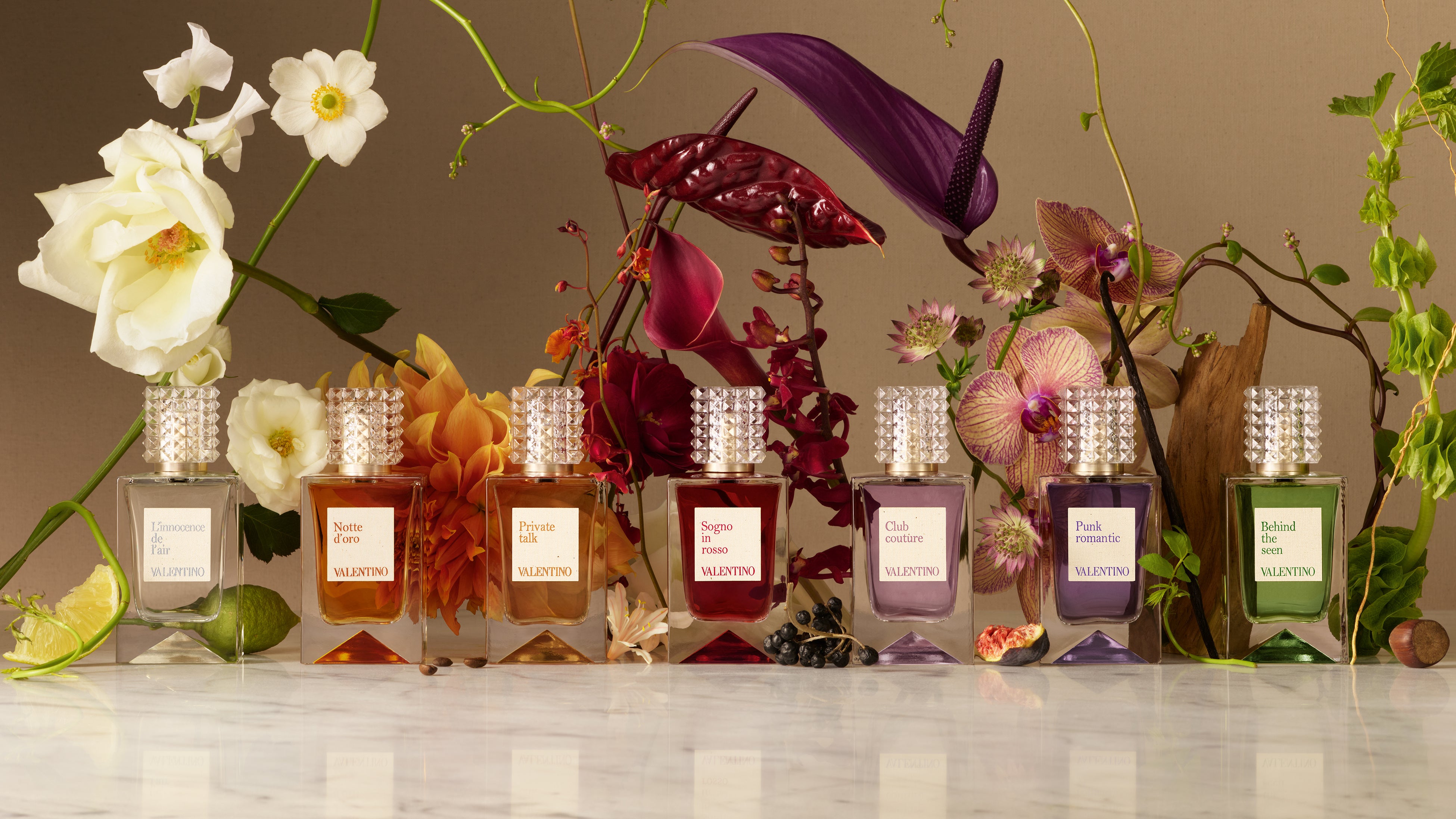 単体でも、重ねても。オートクチュール発想の「ヴァレンティノ
