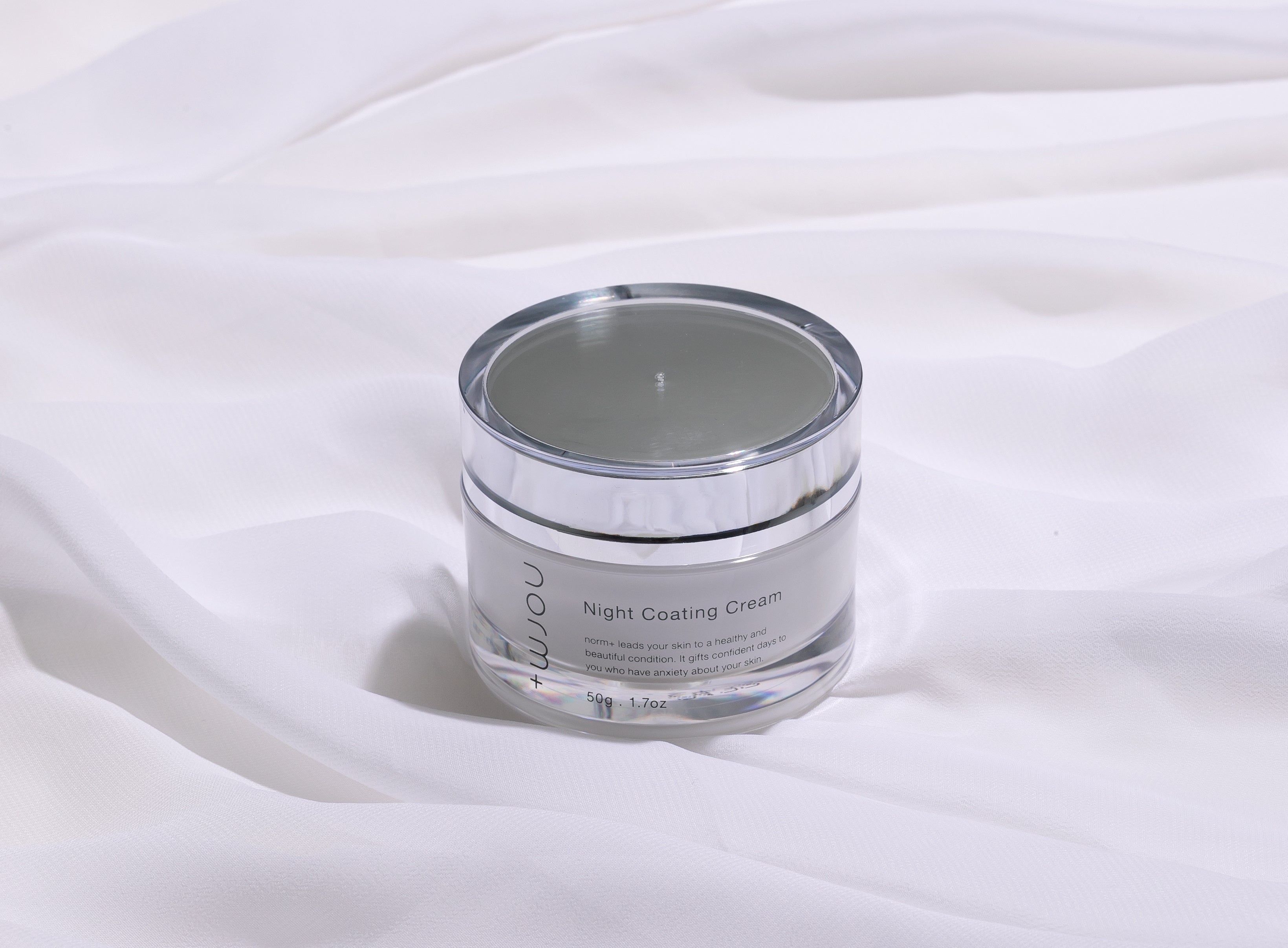 予約分が即完売】愛沢えみりプロデュースのスキンケアブランド「norm+