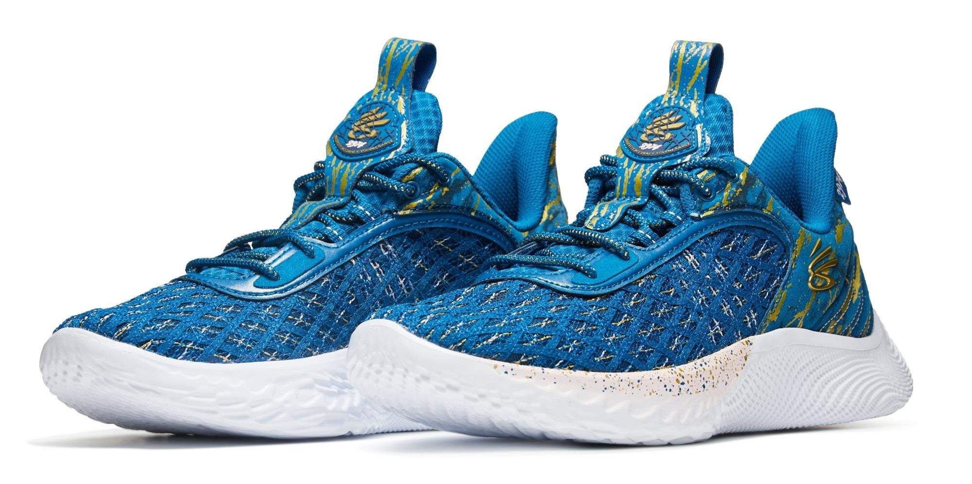 ステフィン・カリー選手の3ポイントシュート数 歴代1位を祝した 全世界