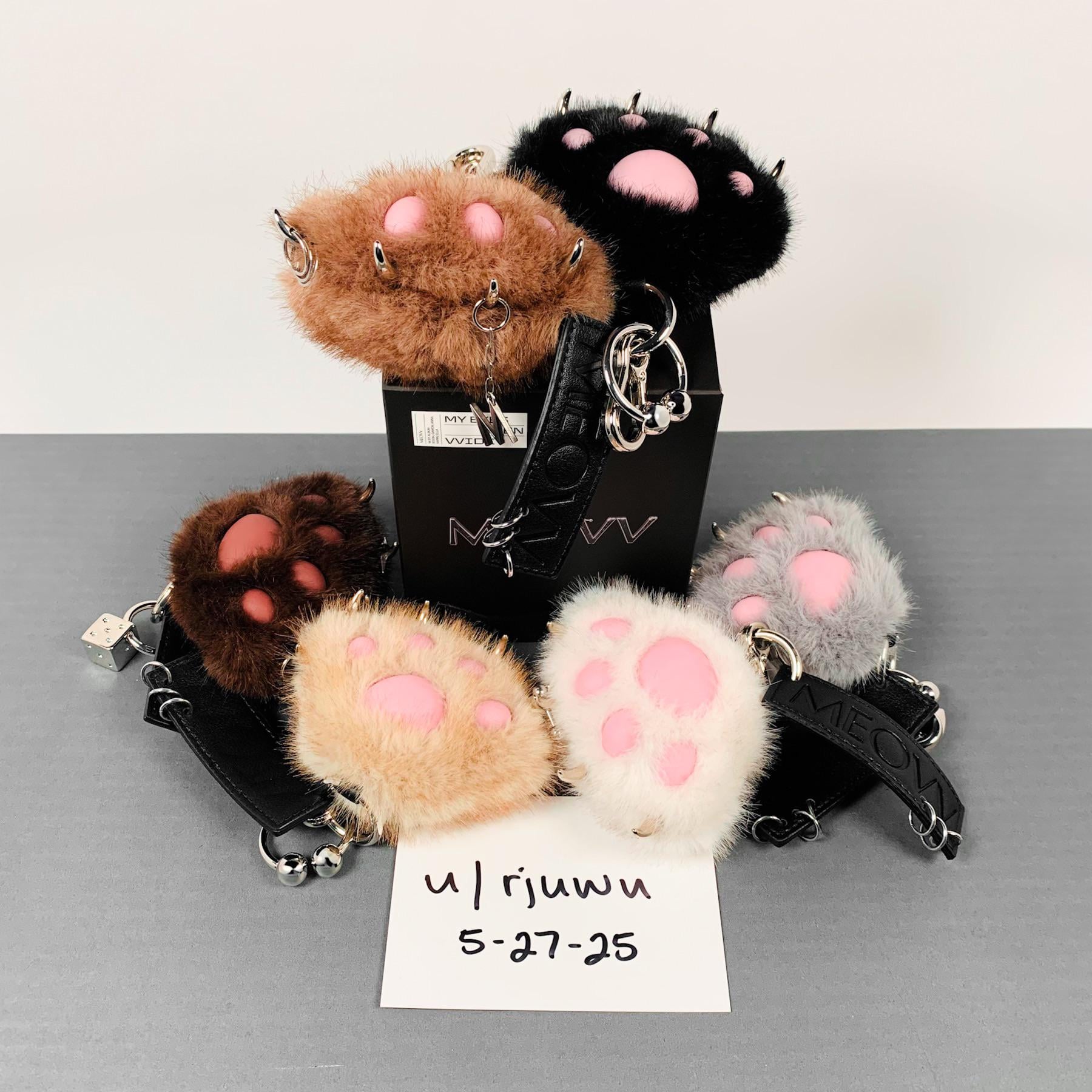 wts][usa] meovv jelly paw keyrings : r/kpopforsale