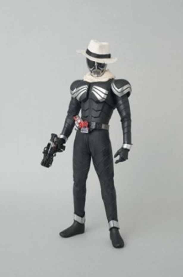 吉川晃司が演じた仮面ライダースカルが初回封入特典付きでフィギュア化