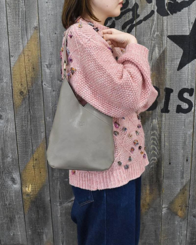 イルビゾンテ】 ショルダーバッグ 54242300110