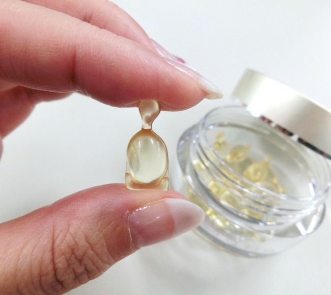 乾燥の冬、全身のうるおい補給に生産追いつかず 使い切りカプセル