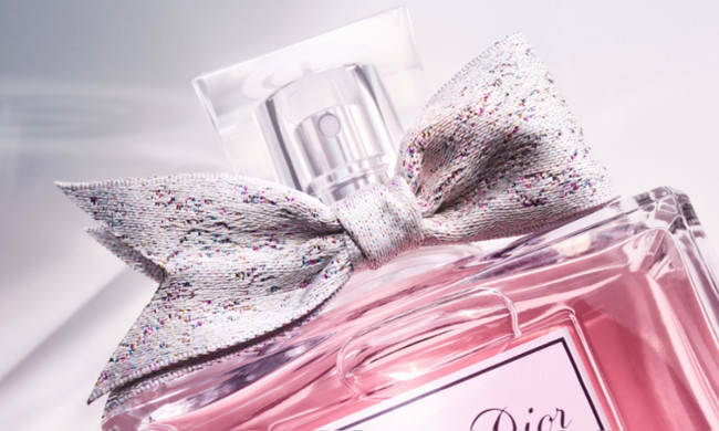 色鮮やかな幾千もの花々がフレッシュかつセンシュアルに香る、新ミス