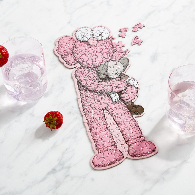 kaws パズル 単品右側 kaws-no-ones-home-puzzle-multi