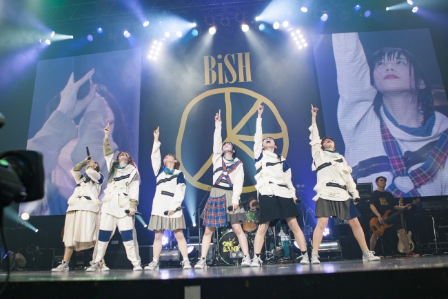 全国の“清掃員”必見！生バンドを率いた、BiSHのツアーファイナル公演を