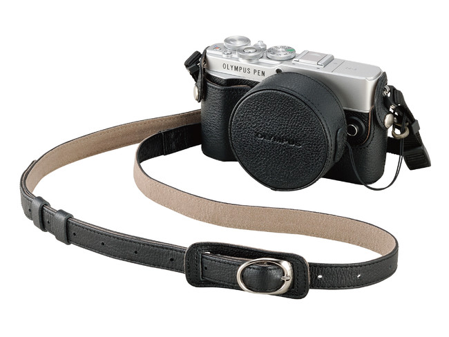 マイクロフォーサーズ規格のミラーレス一眼カメラ「OLYMPUS PEN E-P7