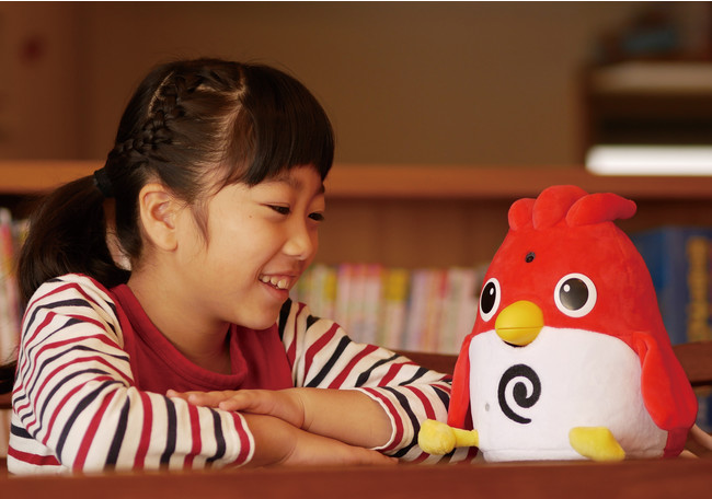 おうち時間のかわいい友だち 初心者向け英会話ロボット「チャーピーの