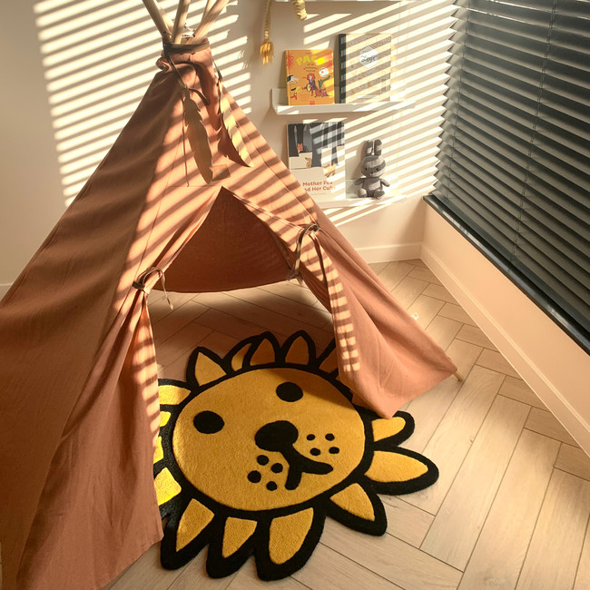 ミッフィーと仲間たちをモチーフにした100%ウールの高級ラグが新登場