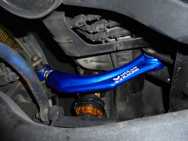 レガシィ BL5 リアアッパーアーム交換 四輪アライメント調整 1G締め