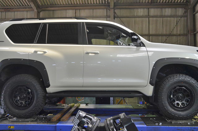 TRJ150W ランクルプラド BLITZ ZZ-R DAMPERリフトアップ車高調 四輪