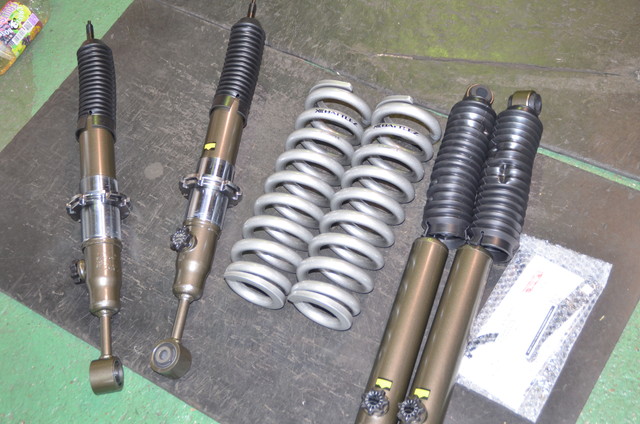 GRハイラックス GUN125 JAOS ジャオス BATTLEZ リフトアップセット