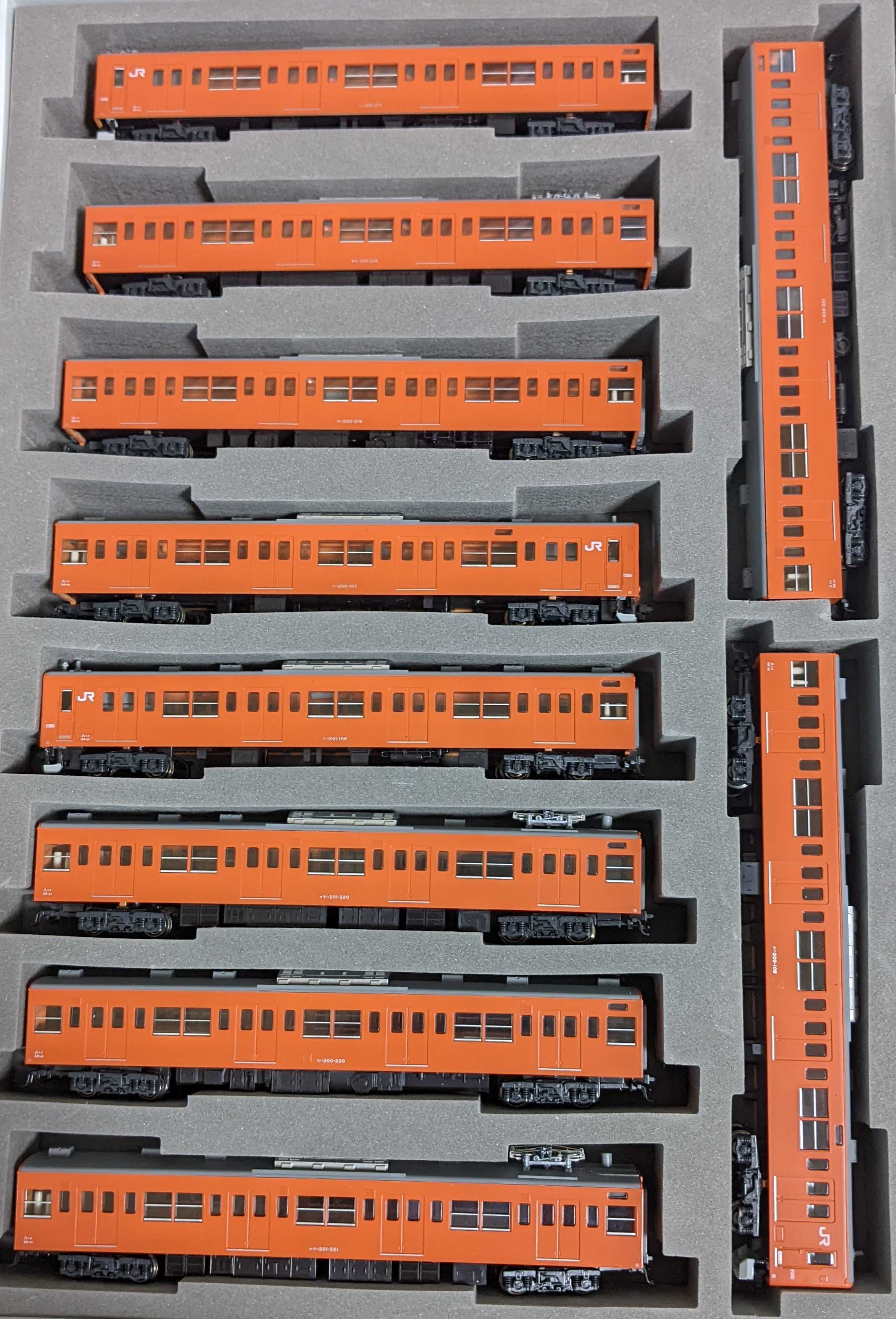 🔴入線 kato 10-826/827 201系 中央線色(最終編成) 6両/4両 10両編成