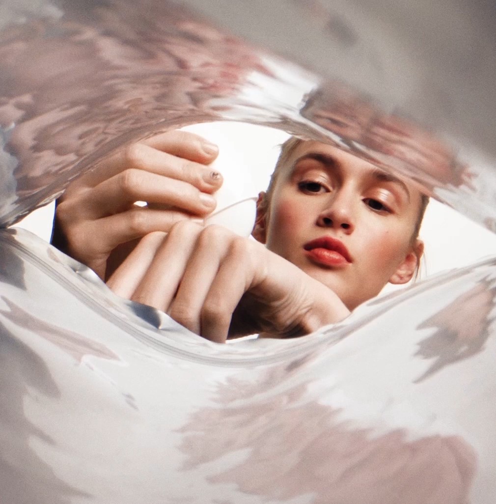 CHANEL BEAUTY MIX - ロードトリップのメークアップ ルック - 特集