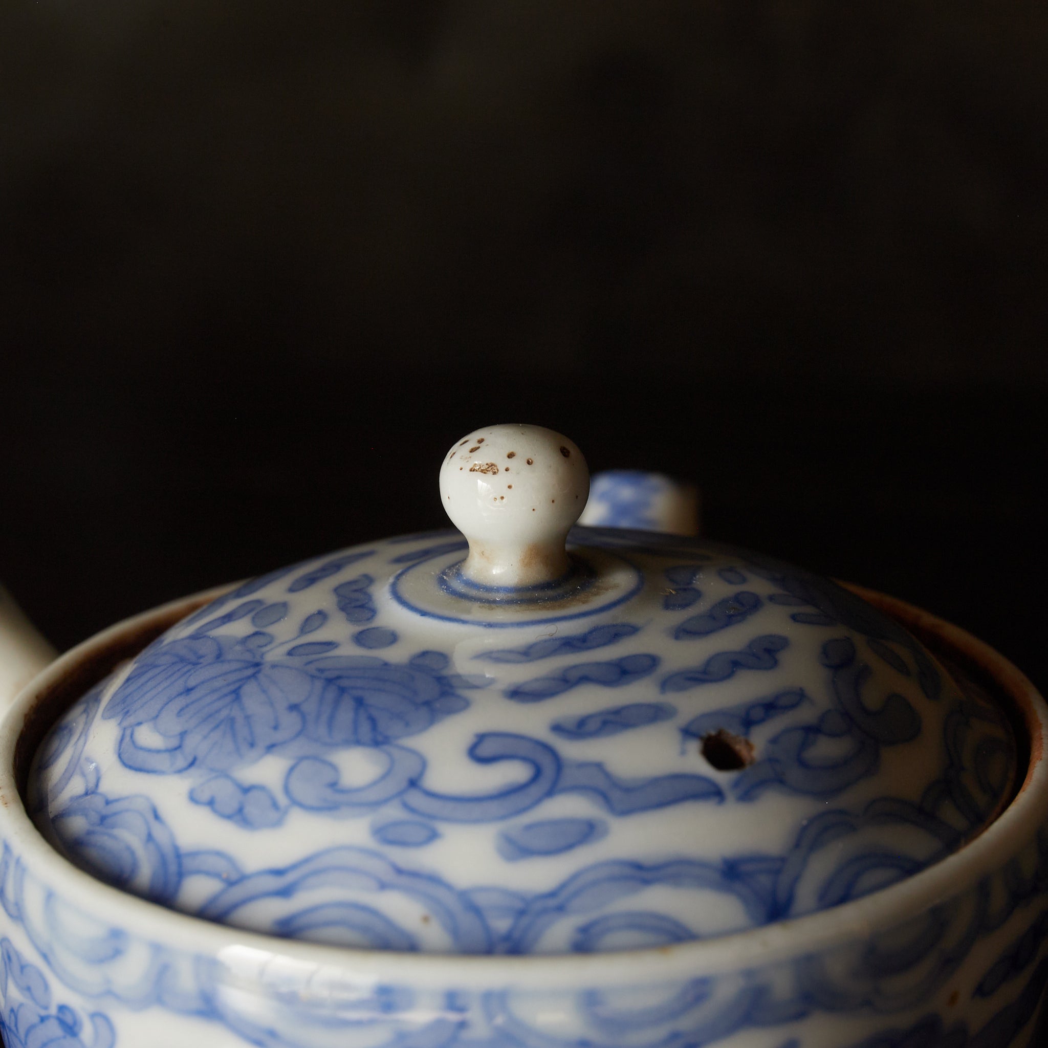 江戸時代 古伊万里 白磁染付桐文横手急須（1603–1867CE） | 入蘆花