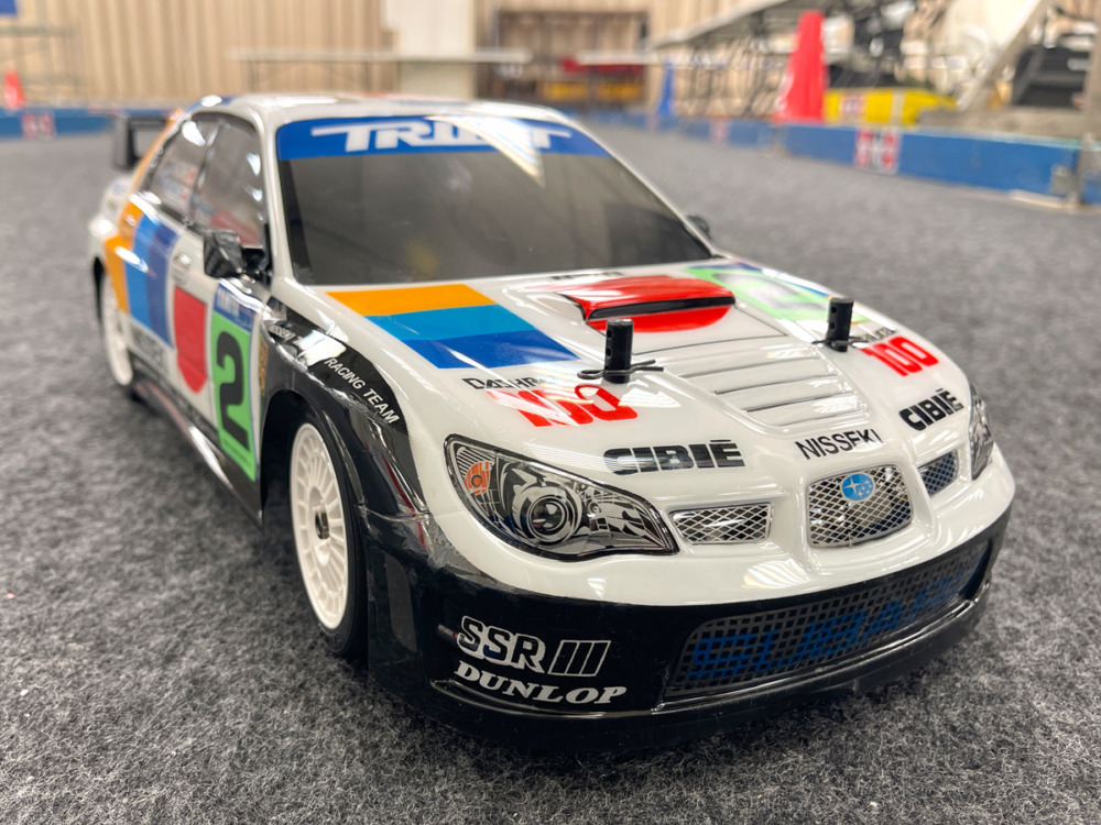 日石TRUSTカラーのタミヤ スバル インプレッサ WRC モンテカルロ '07