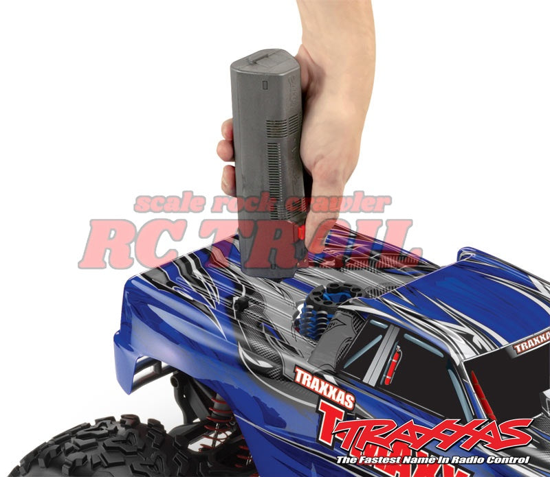 トラクサス T-Maxx 3.3 レッド 4WD RTR エンジンモンスタートラック