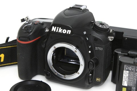 K-3 II 18-135WR レンズキット シャッター回数3400回以下 【K695