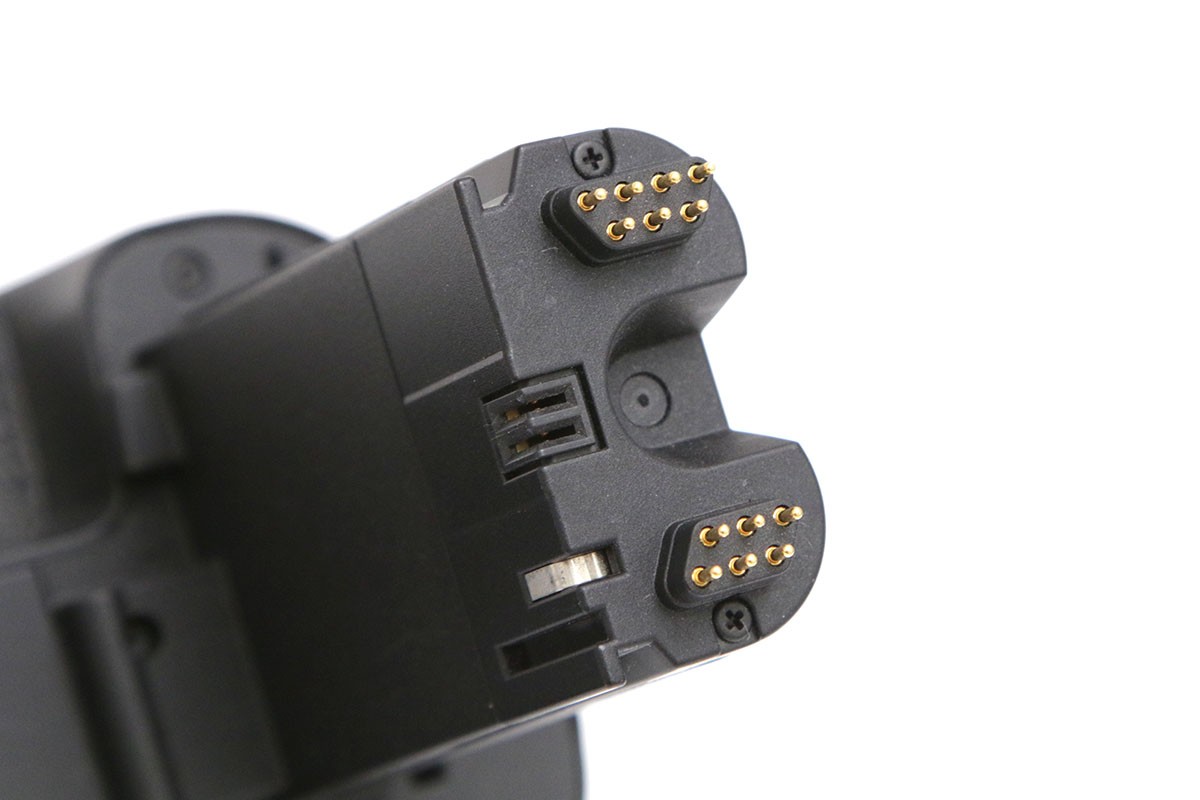 BG-E7 バッテリーグリップ EOS 7D用 CA01-B1718-2D3 | キヤノン