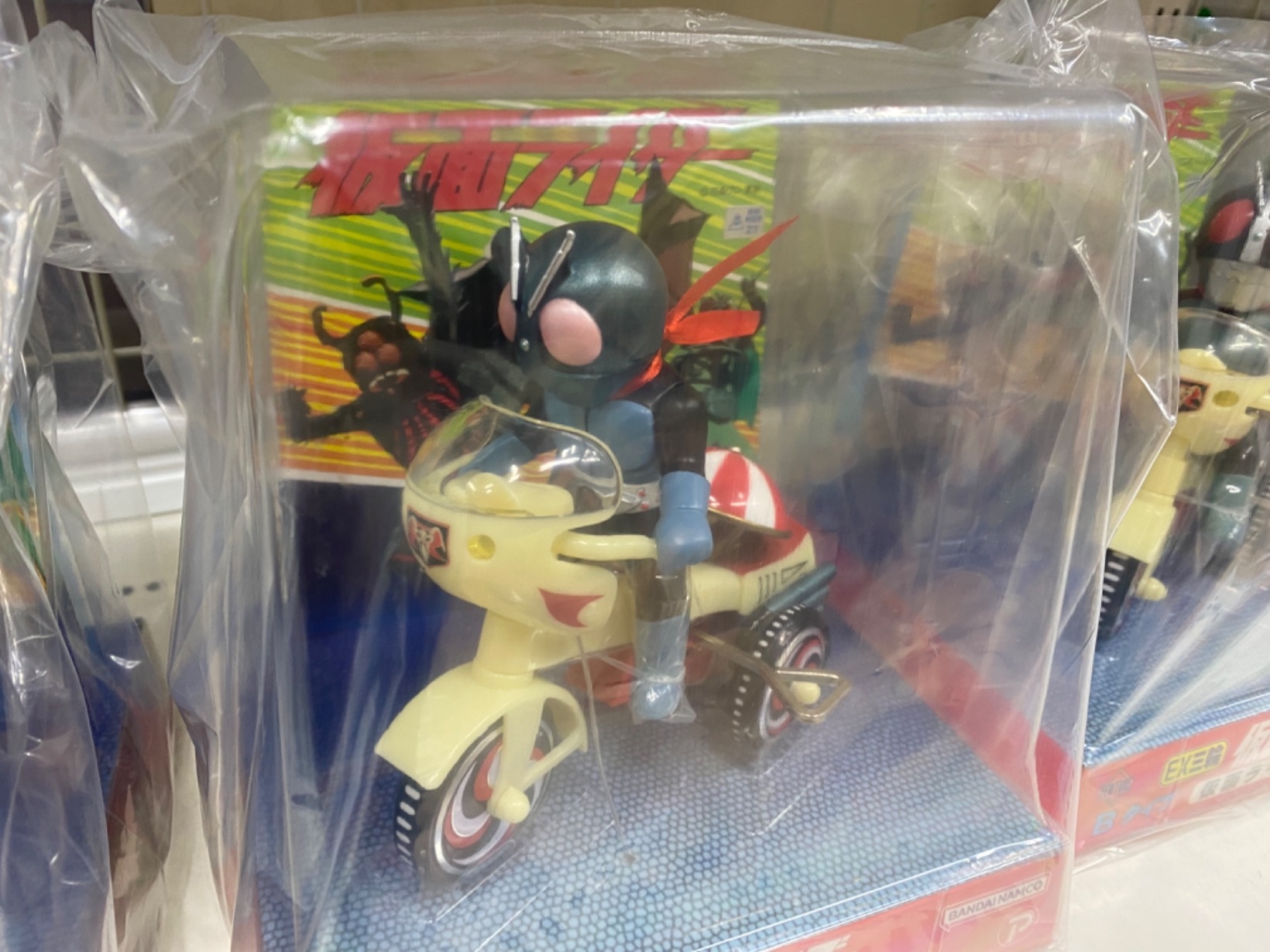 年内取り下げ】三輪車シリーズ 仮面ライダー旧1号 旧2号 セット A