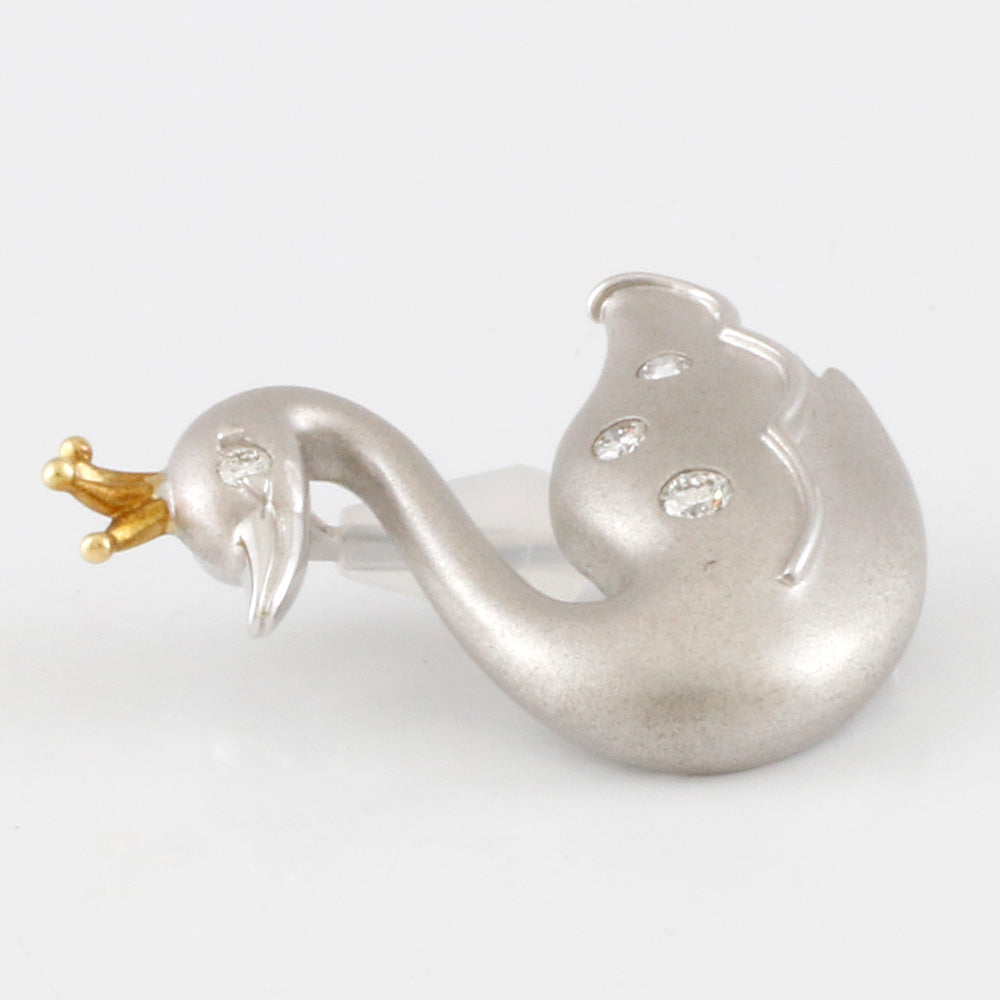 中古】 タサキ TASAKI K18WG ブローチ ダイヤモンド 白鳥 スワン 鳥 18