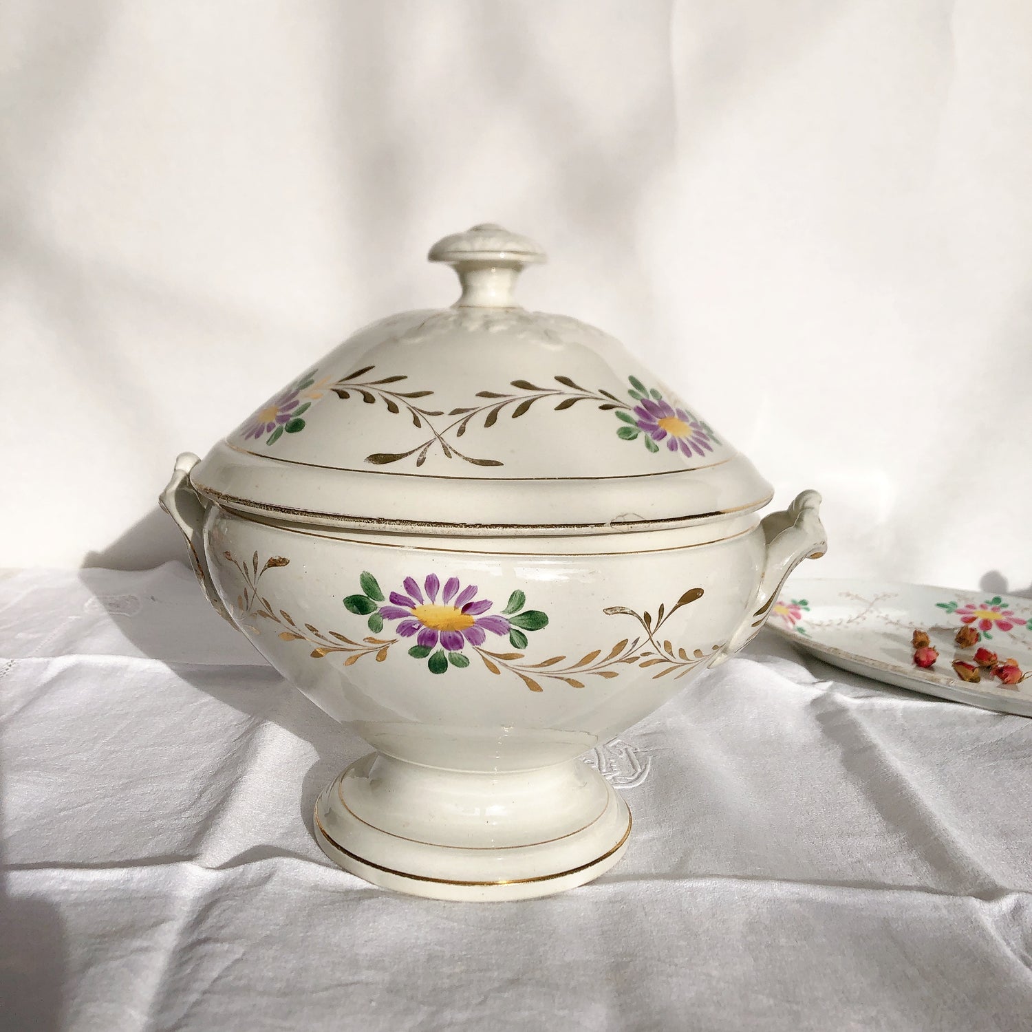 2BBF0E46-5619-4A8E-9219-